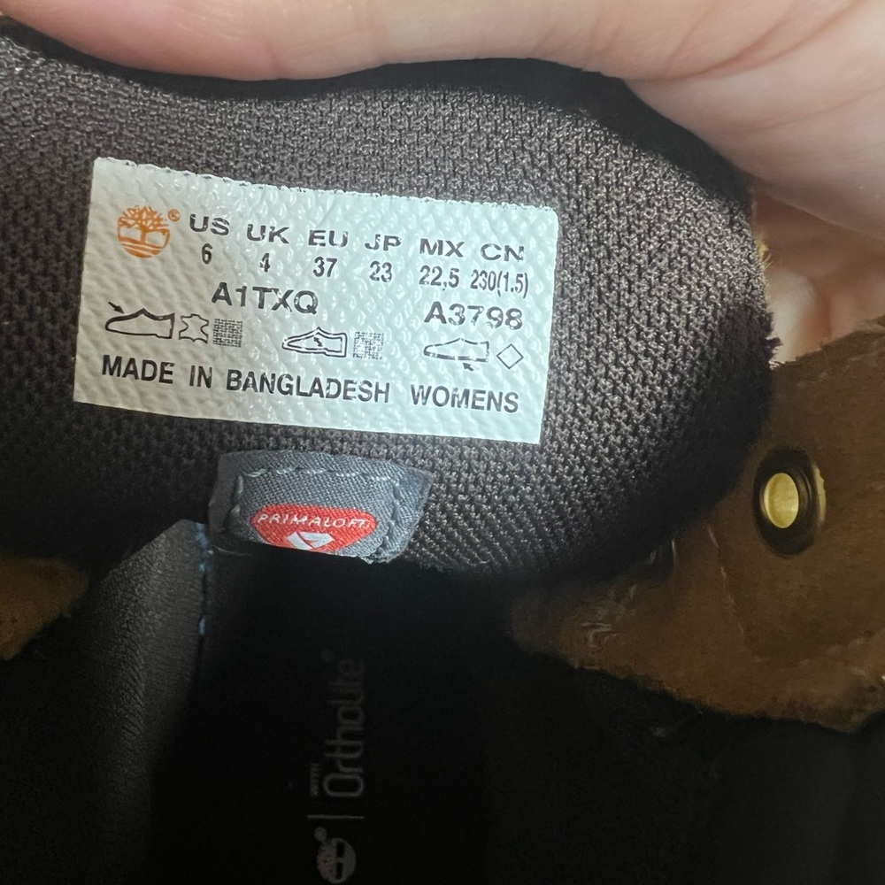 Timberland original, yellow waterproof boots. - Picture 7 of 7